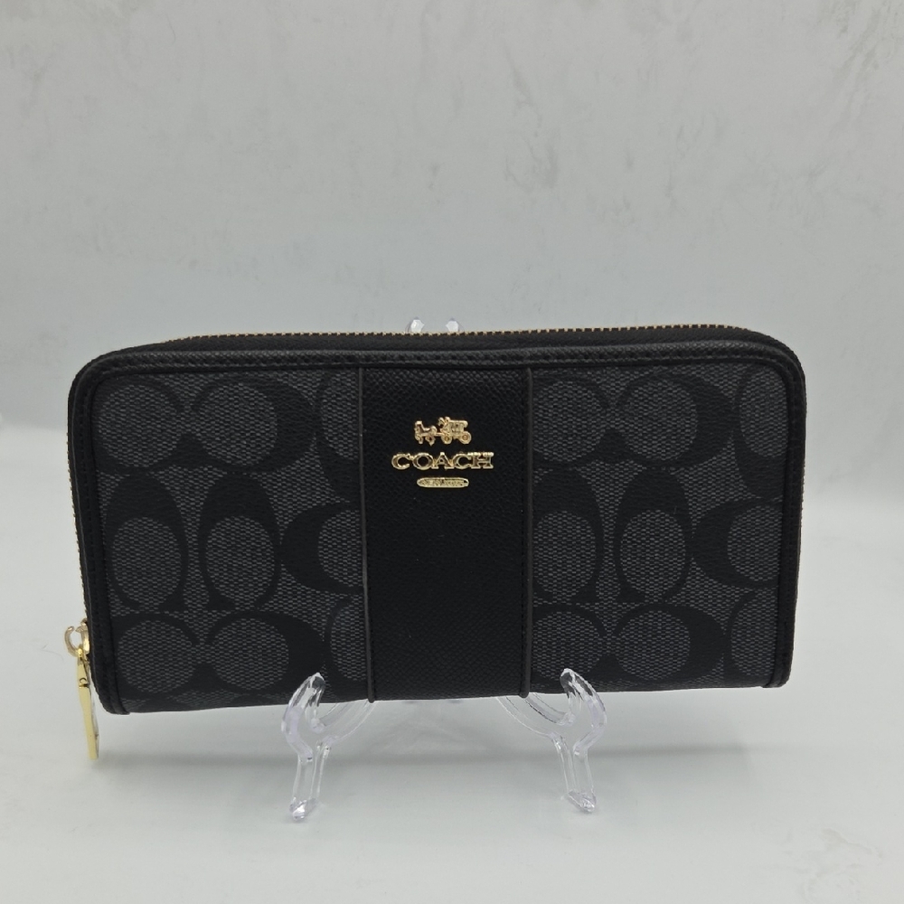 COACH Accordion Zip Around Signature Wallet Black & Gray